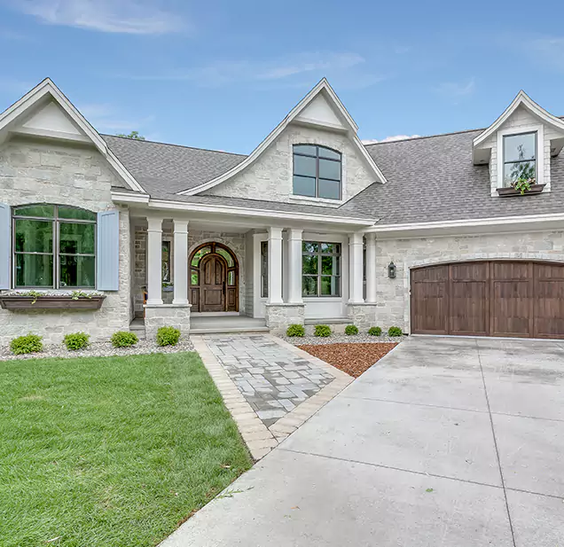 Why Choose Crown Restoration Pros for Fire Restoration Services in Colesville, MD?